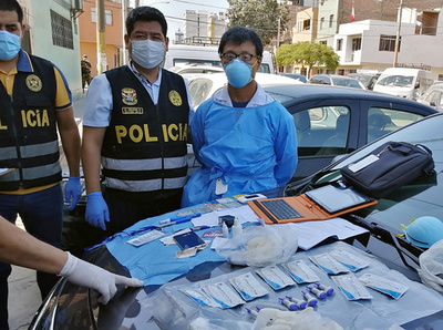 盗んだ簡易キットで新型コロナ無資格検査、中国籍の男を逮捕 ペルー