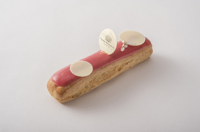 「ピエール・マルコリーニ」春は苺とチョコレートのマリアージュ