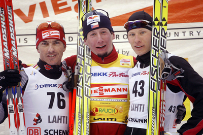 バウアー 第16戦男子個人15キロメートル・クラシカルで優勝