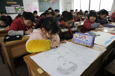 「娘の宿題をやれ！」社長が社員に強要 中国