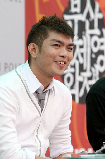 第12回釜山国際映画祭 『881』ロイストン・タン監督が記者会見に登場