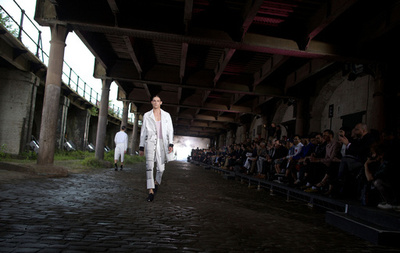 ＜14年春夏ロンドン・メンズコレクション＞アレキサンダー・マックイーン