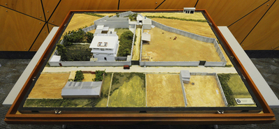 ビンラディン容疑者潜伏先の模型、米国防総省で一般公開