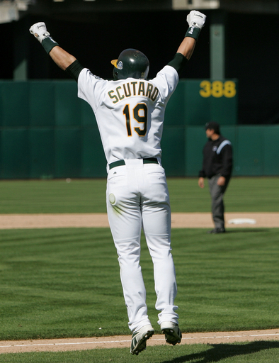 ＜07MLB＞アスレチックス スクータロの活躍で逆転サヨナラ勝ちを収める - 米国