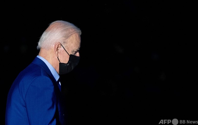 バイデン米大統領、国民に「結束」訴え 同時多発攻撃から20年