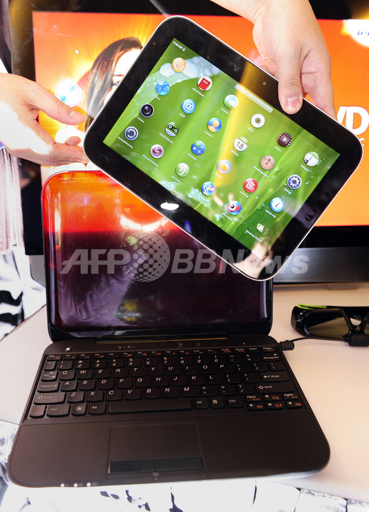 画面を外すとタブレットPCに、レノボの「IdeaPad U1Hybrid」