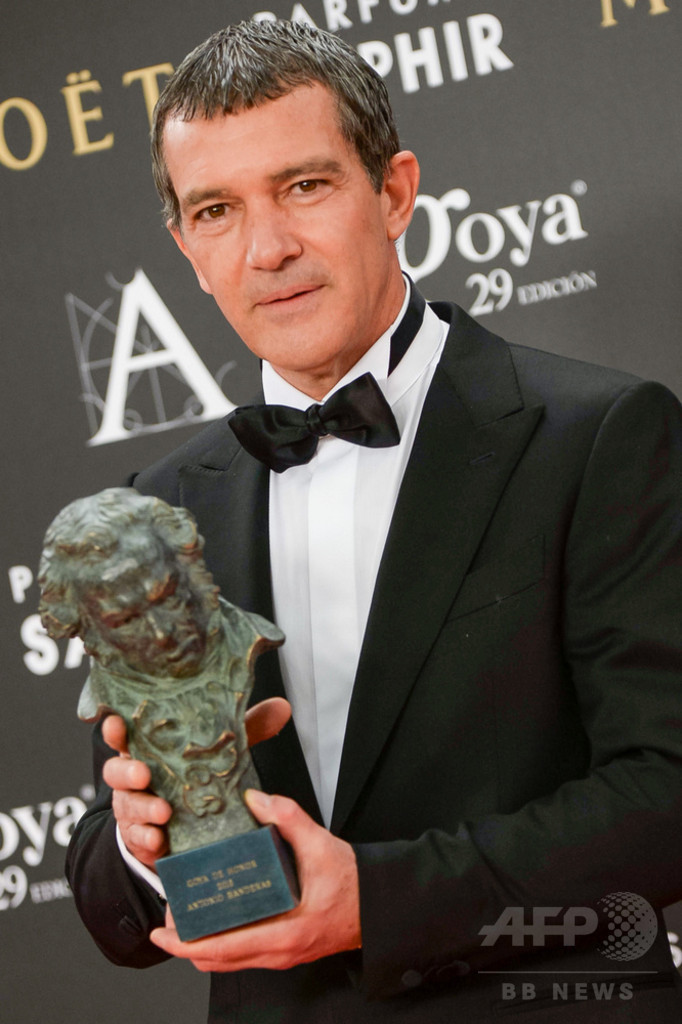 アントニオ・バンデラス、セント・マーチンズでファッションデザインを勉強中 写真1枚 国際ニュース:AFPBB News