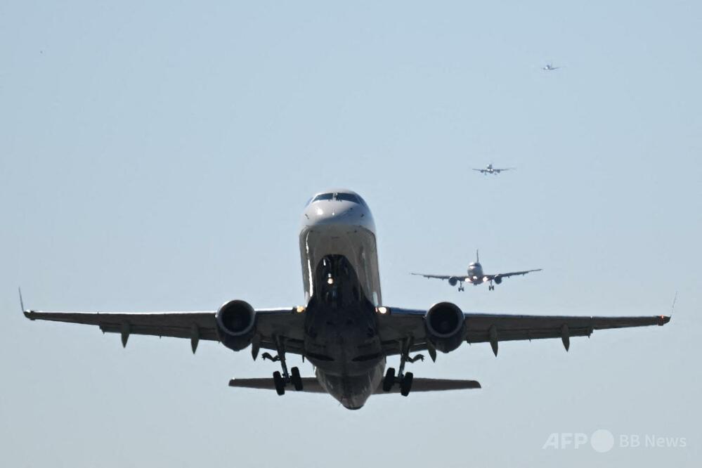 航空機向け代替燃料「供給足りず高価」 国際航空運送協会が声明