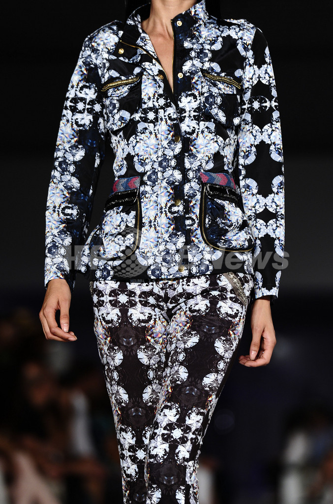 ＜14年春夏 080 バルセロナ＞「クスト バルセロナ」新作を発表