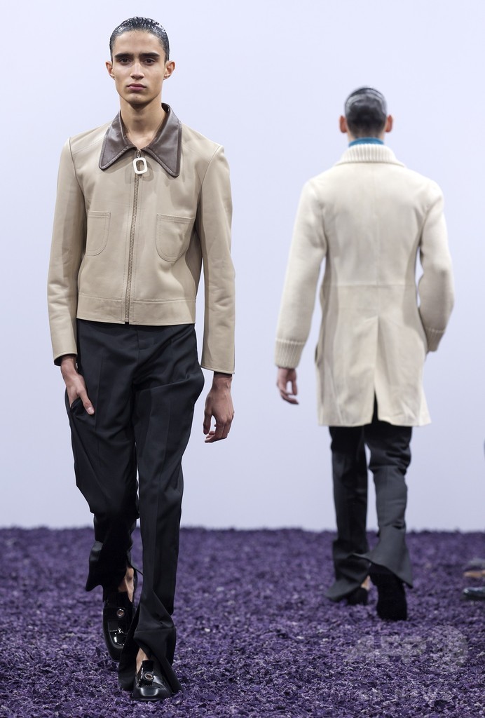 50～80年代の要素をミックス、「J.W.アンダーソン」15/16年秋冬メンズ