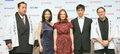 東京・六本木ヒルズで開催された映画『ブラインドネス （Blindness）』記者会見に出席した（左から）ゲストの芝田山親方、出演者の木村佳乃（Kimura Yoshino）とジュリアン・ムーア（Julianne Moore）、伊勢谷友介（Yusuke Iseya）、フェルナンド・メイレレス（Fernando Meirelles）監督（2008年10月20日撮影）。(c)MODE PRESS