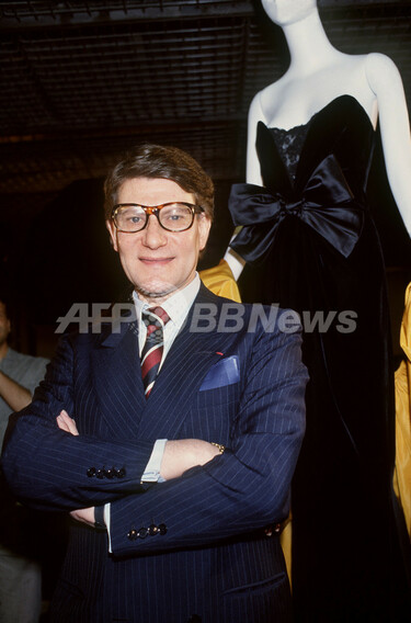 故イヴ・サンローラン氏の所蔵品、11月に再び競売に 写真4枚 国際