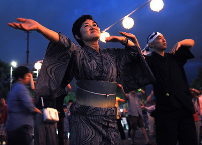 夏猛暑もなんのその、盆踊りで夏満開！横浜