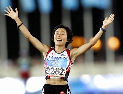 野口 予定早め極秘帰国