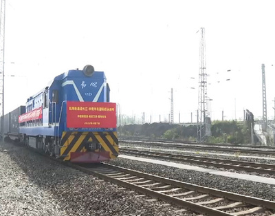 長江内陸河川の港湾からインド洋に直通する新路線が初開通