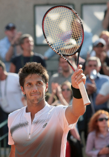 ベルダスコ ユーズニーを破り4回戦へ