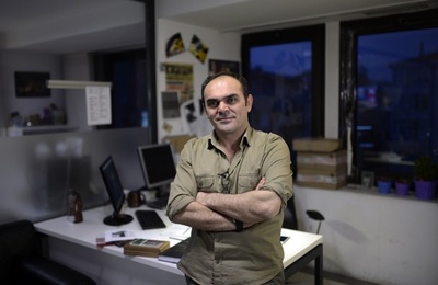 「おまえは明日死ぬ」 IS拘束下の40日間、トルコ人写真家が語る