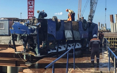 作業員乗せたバスが黒海に転落、17人死亡1人不明 ロシア南部