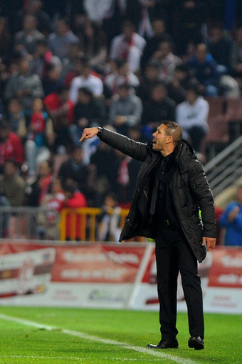 アトレティコ・マドリード、グラナダに辛勝