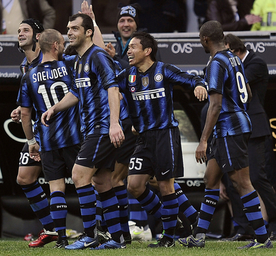 インテル5発快勝 長友が移籍後初ゴール