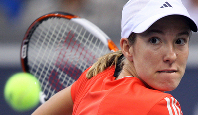 エナン サフィナをストレートで降しベスト8入り果たす