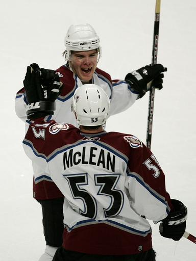 ＜06-07NHL＞アバランチ 大量リードを奪ってブラックホークスに快勝 - 米国