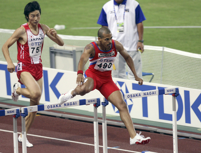 サンチェス 男子400メートルハードルで準決勝進出