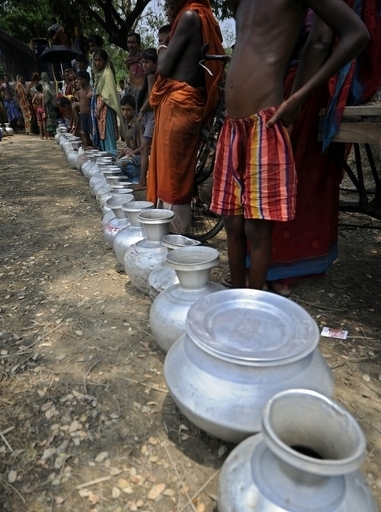 気候変動対策に強い支持、世銀が15か国で調査