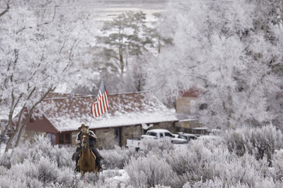 トランプ氏、鳥獣保護区占拠の発端となった農場主親子に恩赦