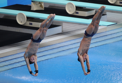 村上／岡本組が決勝進出 10メートルシンクロ高飛び込み、世界水泳