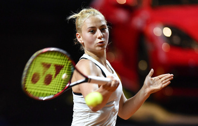 15歳コスチュークが初戦突破、全豪で旋風の新鋭 ポルシェGP