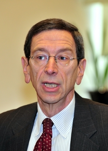 米国、韓国にイラン原油の輸入削減を要請