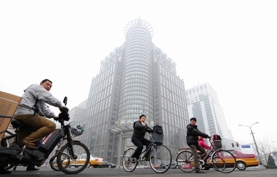 ツイッター使った中国大気汚染情報の提供は続ける、米国務省