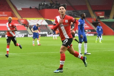 南野が得点もサウサンプトン引き分け チェルシーは6連勝ならず