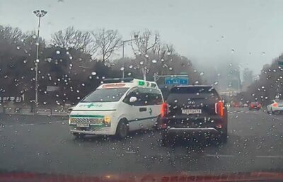 韓国の私設救急車、急いでいるのは理解できるが…マイクで「道を譲れ！この犬ども！」はマナー違反