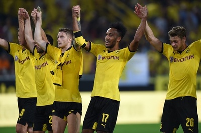 ボルシア・ドルトムントが快勝でELプレーオフに進出