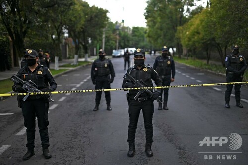 メキシコ市公安トップ 銃撃で負傷 護衛ら3人死亡 写真10枚 ファッション ニュースならmode Press Powered By Afpbb News