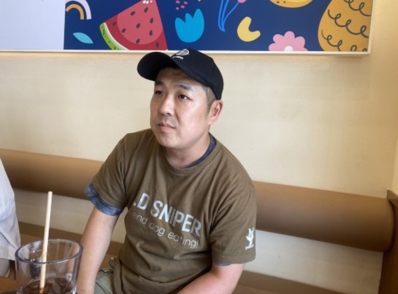 動物保護者でユーチューブチャンネルを運営している「スナイパー・アントル」(c)MONEYTODAY