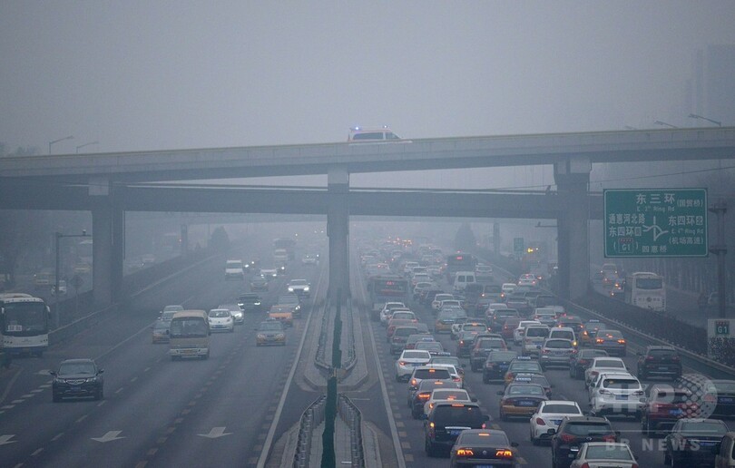 中国の大気汚染拡大、新たに2都市で警報最高レベルに