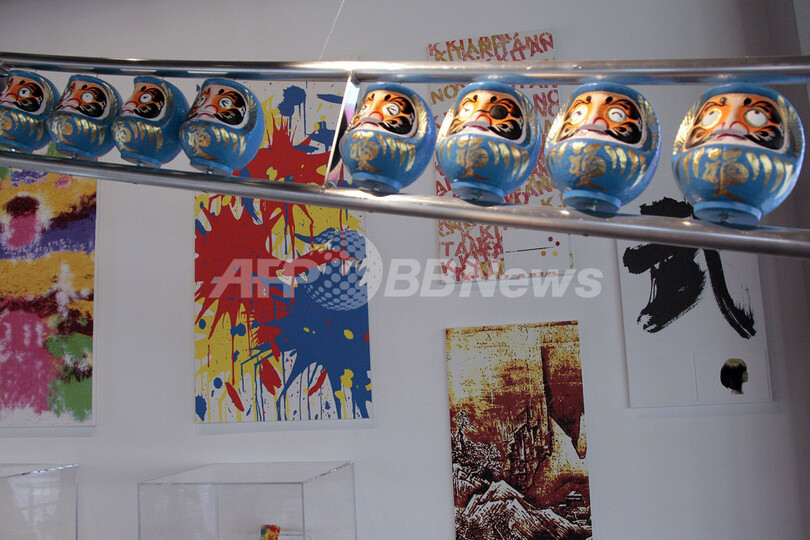 北野武が仏芸術文化勲章を受章、カルティエ現代美術財団で展覧会