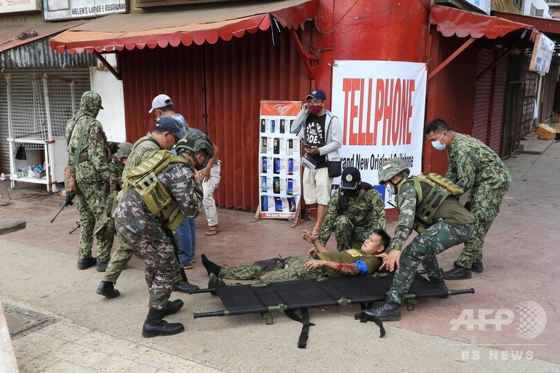 フィリピン南部の島で連続爆発 14人死亡、75人負傷