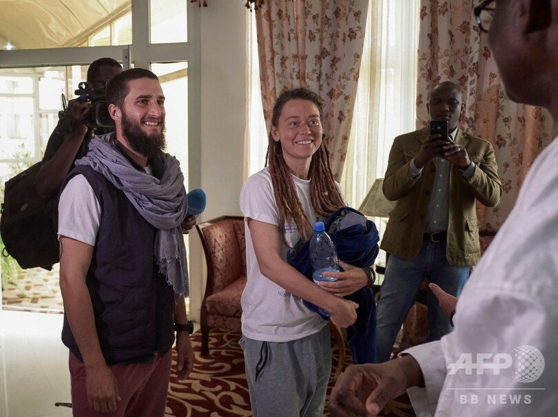 2年前に拉致された欧米人カップル、逃げ出して無事保護 マリ