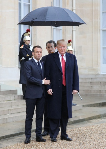訪仏のトランプ大統領 雨で米戦没者墓地訪問を取りやめ 写真7枚 国際ニュース Afpbb News