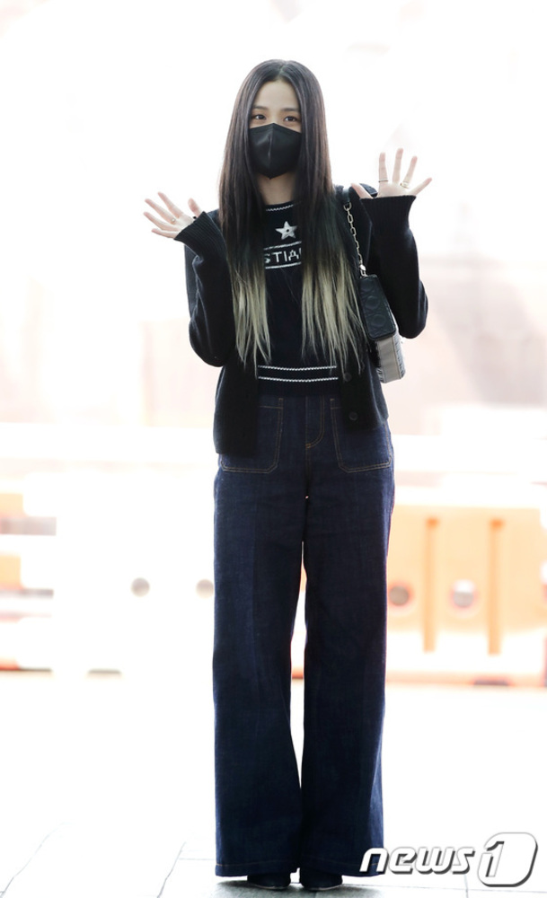 ☆フォト] BLACKPINK ジス、ユニークなヘアスタイル – KOREA WAVE 写真