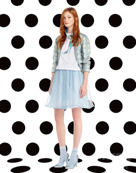 シンデレラがテーマのドリーミーなコレクション、「レッド ヴァレンティノ」15年春夏