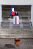 仏パリのソルボンヌ大学で開かれたサミュエル・パティさんの国葬で弔辞を述べるエマニュエル・マクロン大統領（2020年10月21日撮影）。(c)Francois Mori / POOL / AFP