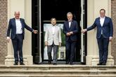 オランダ公式訪問中の天皇陛下、ヘット・ロー宮殿を見学