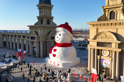 南方版「ハルビン」の台頭――氷雪観光市場での競争、その強みとは