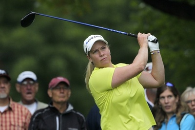 リンシコームが1打差で首位守る、全米女子プロ