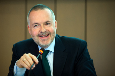 大英博物館館長、辞任へ 所蔵品盗難で引責